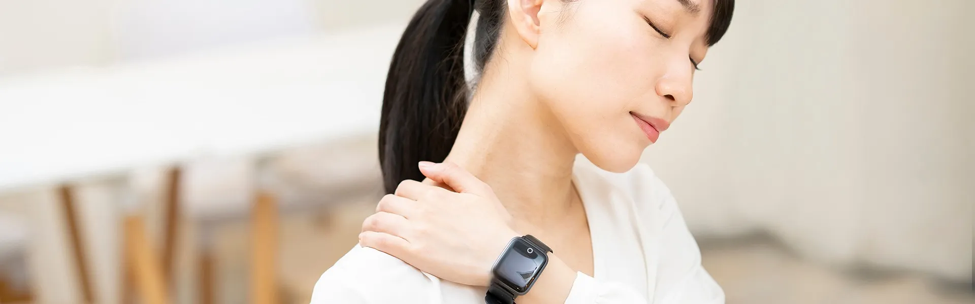 肩こりや手足の冷えでお困りの方は元加治すこやか治療院にお越しください!